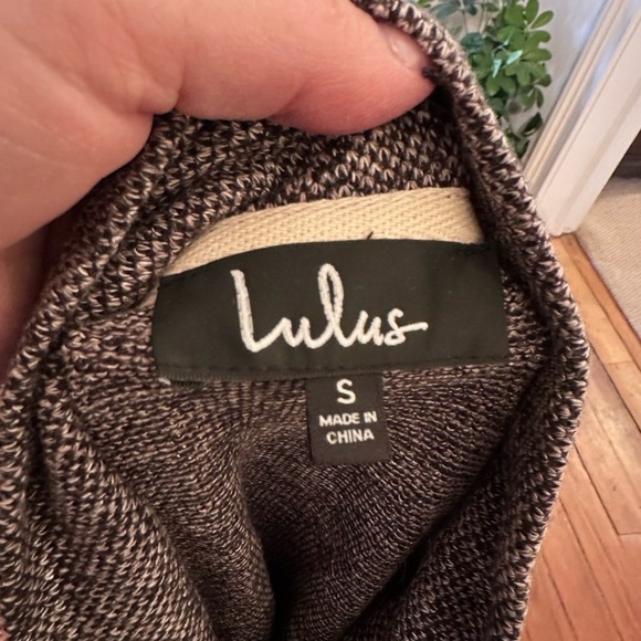 NWT Comfy Intentions Dark Grey Turtleneck Cropped Pullover Sweater Small - Picture 3 of 3